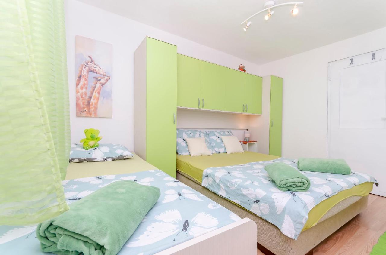 Apartment Branislava Rogoznica  Exteriér fotografie