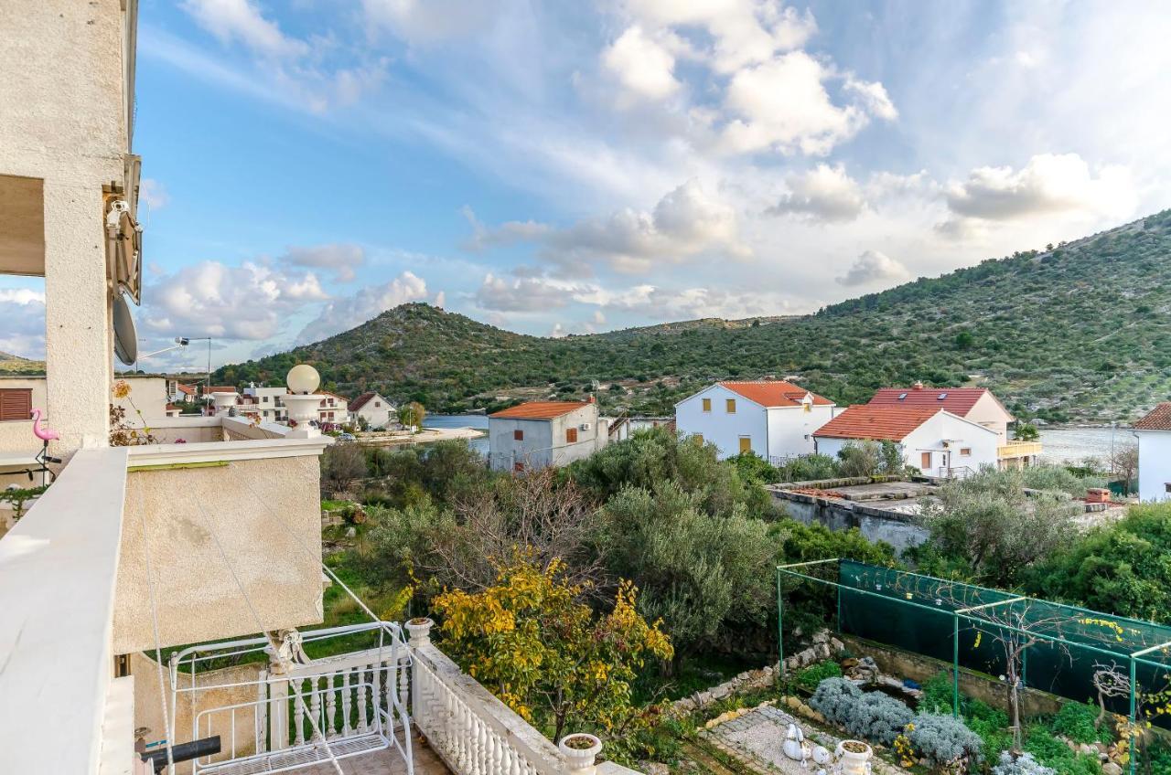 Apartment Branislava Rogoznica  Exteriér fotografie