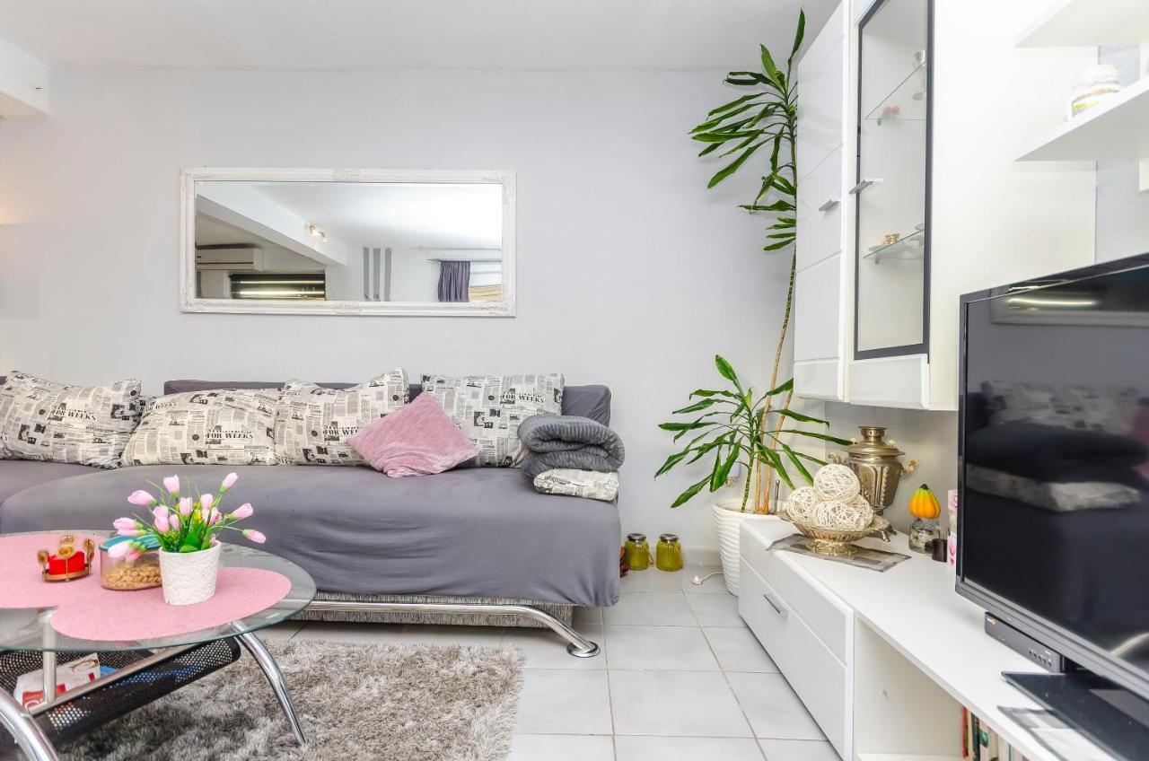 Apartment Branislava Rogoznica  Exteriér fotografie